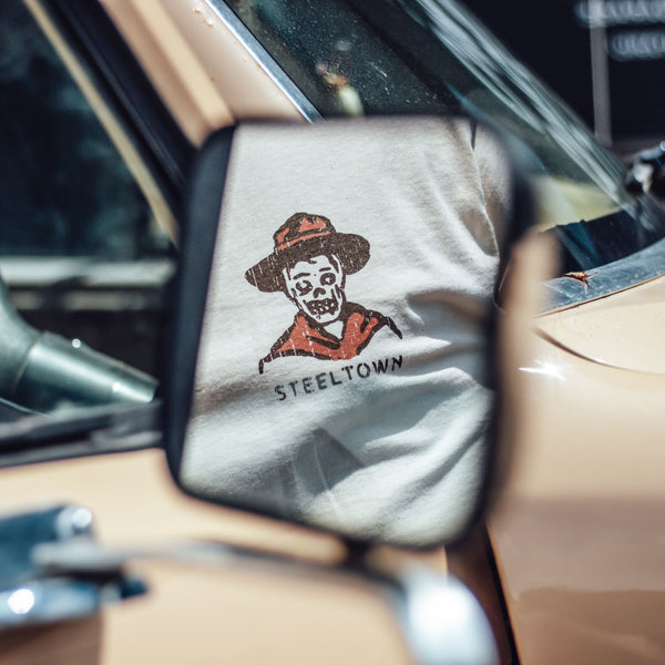 Buckin' Trends Tee